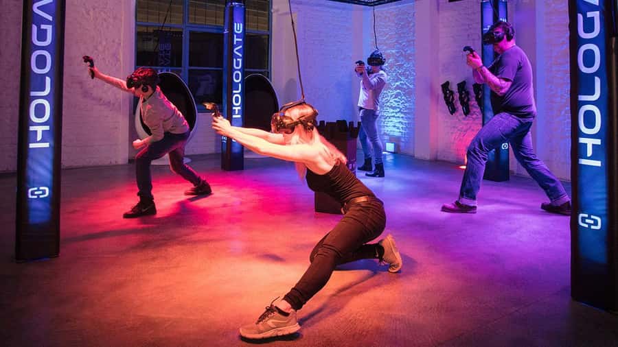 Thrillzone Queenstown: Multiplayer Virtual Reality - Snowball fights and other lighthearted game choices