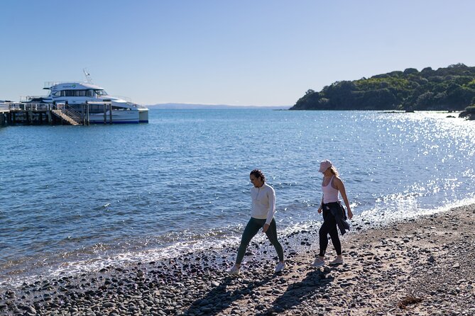 Tiritiri Matangi Island Discovery - from Auckland - Who will enjoy this island day?