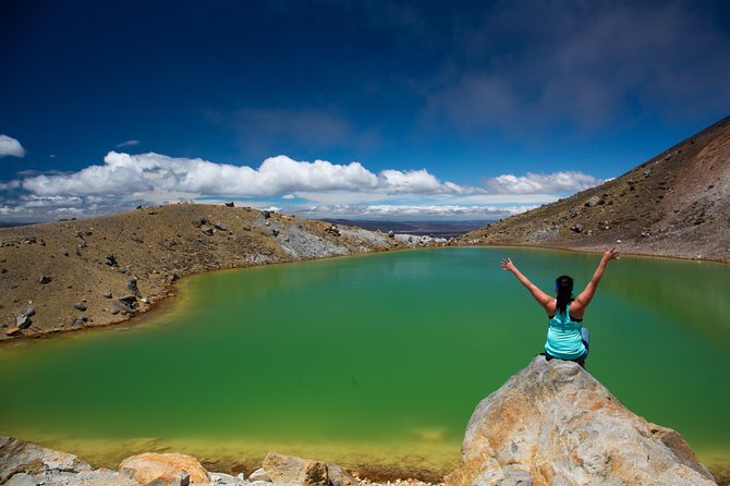 Tongariro Crossing Park & Ride (Ketetahi) - The ride to Mangatepopo and the trail briefing