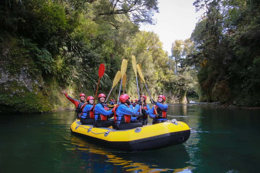 Tongariro River: Grade 3 Whitewater Rafting - Sixty rapids on the Tongariro River