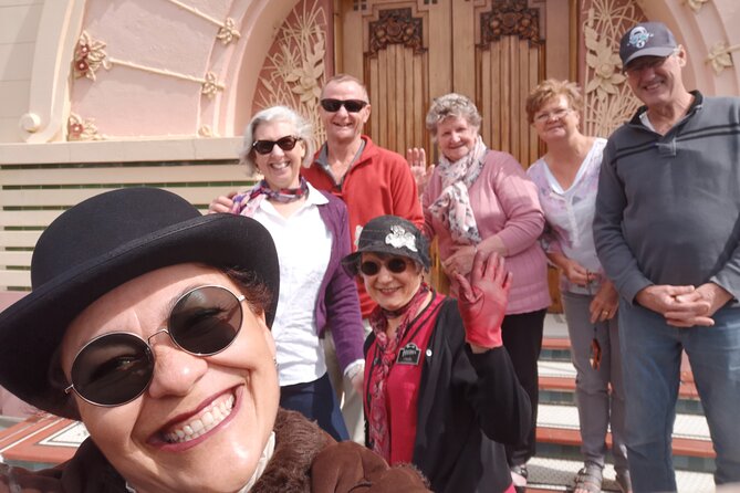 Top-Rated Hawke’s Bay Wine Tour - Small Group - The variety between large and small wineries
