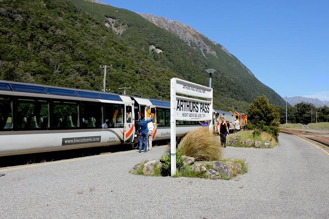 TranzAlpine Train, Arthur's Pass and Castle Hill Day Trip - Arthur’s Pass village and lunch time