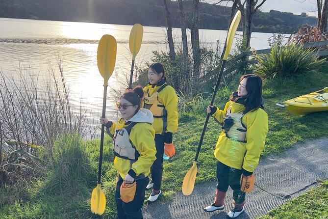 Twilight Kayak Glowworm Tour with Stargazing - Getting ready at Riverside Adventure