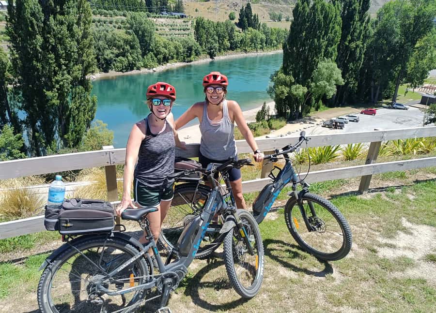 Ultimate Lake Dunstan Bike Hire, Shuttles And Boat Return - Engineering on the Lake Dunstan Trail