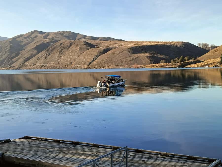 Ultimate Lake Dunstan Bike Hire, Shuttles And Boat Return - The final ride into Clyde