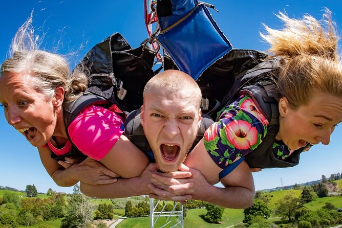 Velocity Valley Rotorua - Freefall Xtreme: controlled flight above an air column