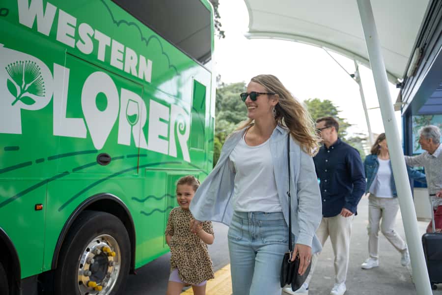 Waiheke Island: Ferry & Hop-On Hop-Off Explorer Bus Tickets - How to use the 16 stops wisely