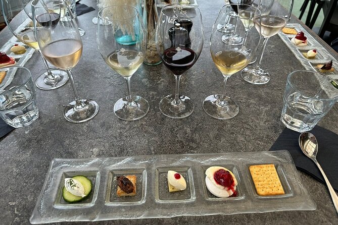 Waiheke Island Gourmet Food and Wine Tour - The guide makes the shared vehicle worthwhile