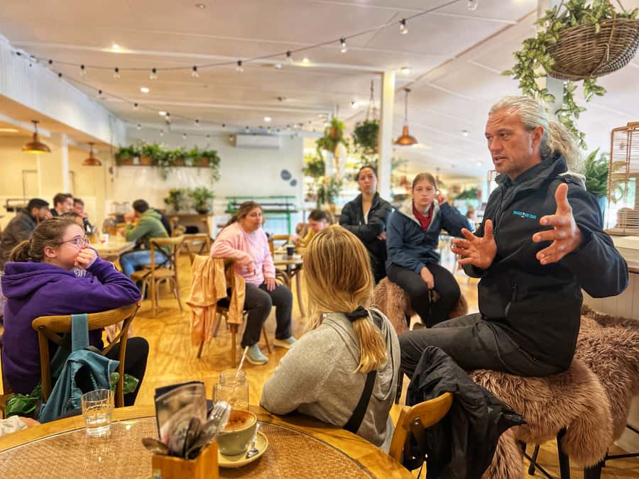 Waiheke Island: Maori Cultural Tour + Lunch + Wine - Sacred sites, ancestral pō, and island stories
