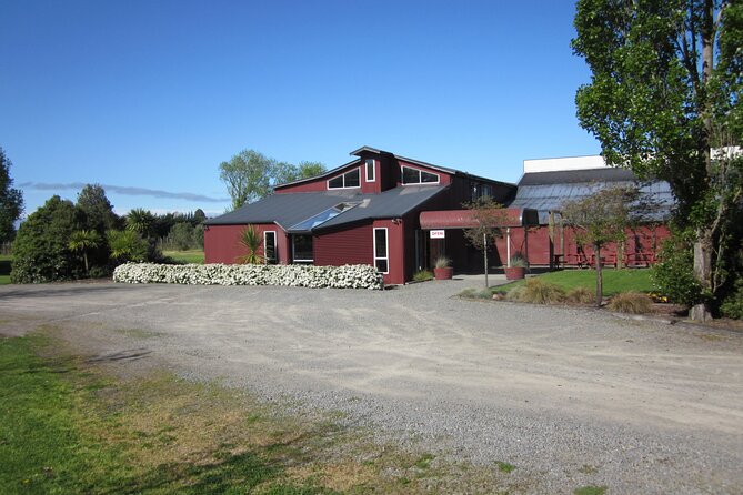 Waipara Valley Winery Tour Wine Tastings and Scenic Views - Torlesse Wines adds food to the tasting day