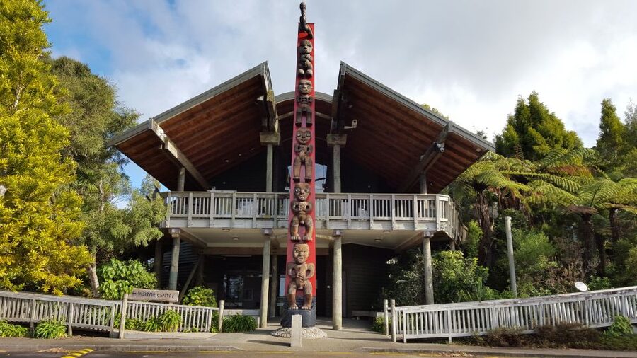 Waitakere Ranges Wilderness Experience Tour from Auckland - Should you book the Waitakere Ranges tour?