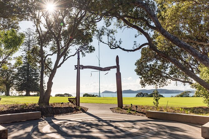 Waitangi Treaty Grounds Admission - Heritage buildings and the grounds deserve daylight