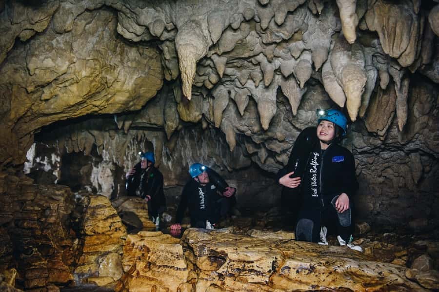 Waitomo Caves: Labyrinth Black Water Rafting Experience - Returning to daylight and warming up afterward