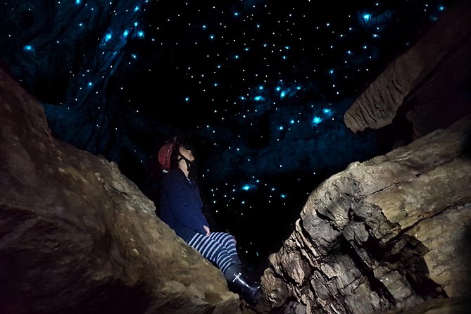 Waitomo’s Hidden Gem: Small-Group Off the Beaten Track Tour - More than two hours among streams, rocks, and glowworms
