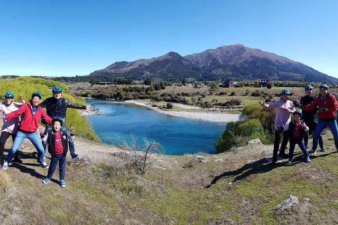 Wanaka Easy Ebike Tour - Getting fitted with the right bike and helmet
