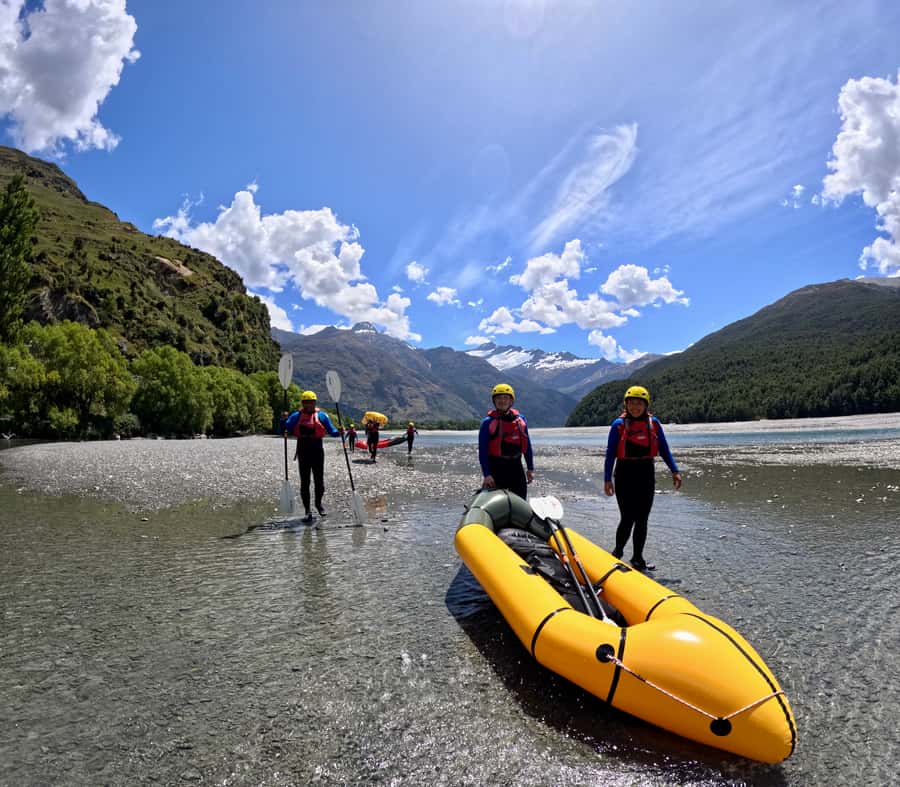 Wanaka: Full-Day Guided Packrafting Tour with Lunch - Two hours among wave trains and eddies