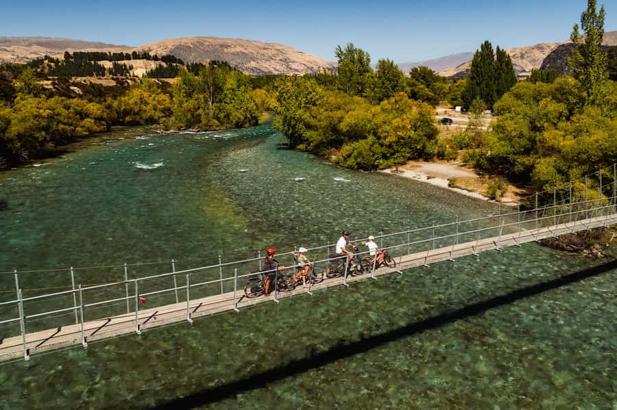 Wānaka: Gladstone Track and Wanaka Trails on Bike or eBike - Who should choose an e-bike?
