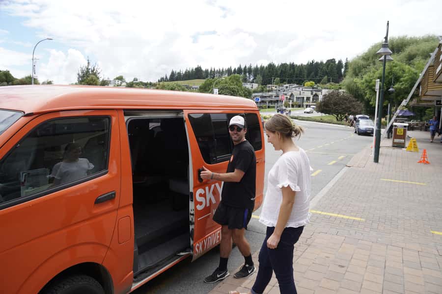 Wanaka: Tandem Skydive Experience - Key points at a glance