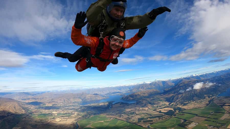 Wanaka: Tandem Skydive Experience - Price, transport, and the three-hour time commitment