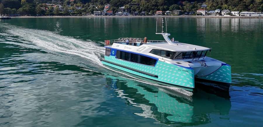 Wellington: Commentated Harbour Explorer tour - What the 90-minute harbour route includes