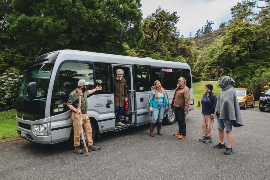 Wellington: Original LOTR Full-Day Tour with Weta & Lunch - Mt Victoria and Wellington’s film story