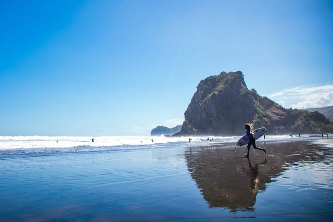 West Coast Discovery Piha Beach Private Tour - Wine Tasting and Lunch at an Old Auckland Winery