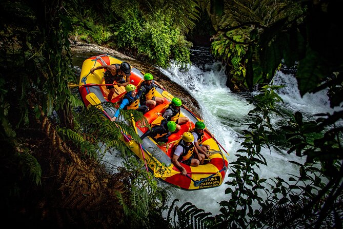 White Water Rafting - Kaituna Cascades, The Originals - Getting fitted out for Grade 5 water